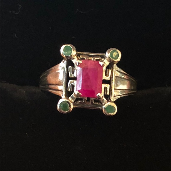 Sterling Silver Ruby and Chalcedony Ring - Picture 3 of 4